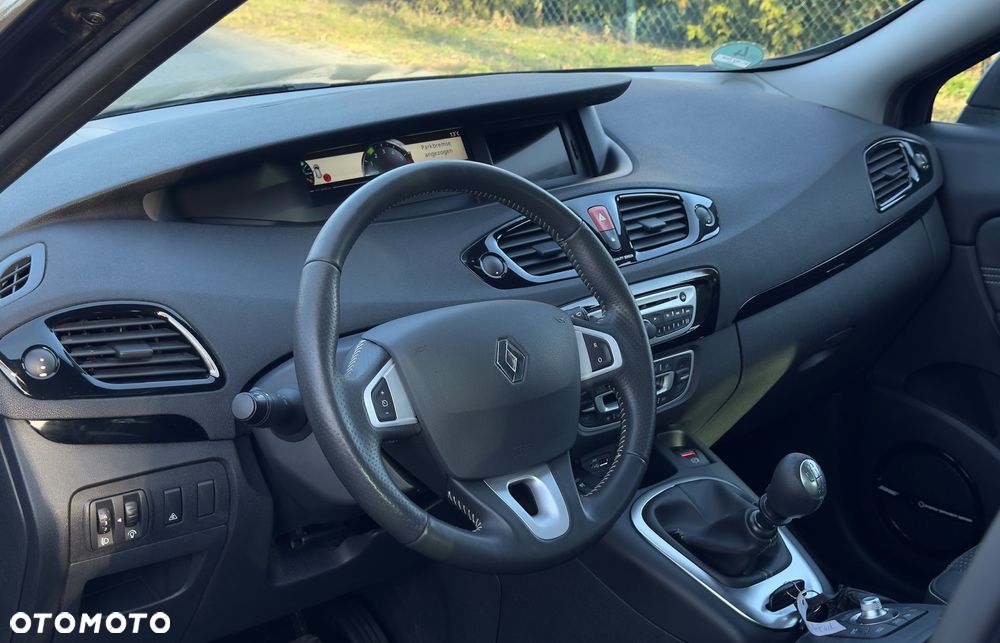 Renault Scenic dCi 130 FAP Bose Edition - 11