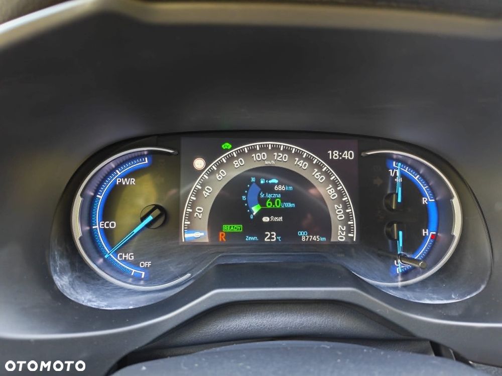 Toyota RAV4 - 23