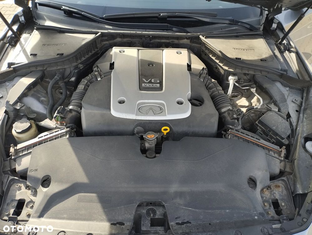 Infiniti Q50 - 17