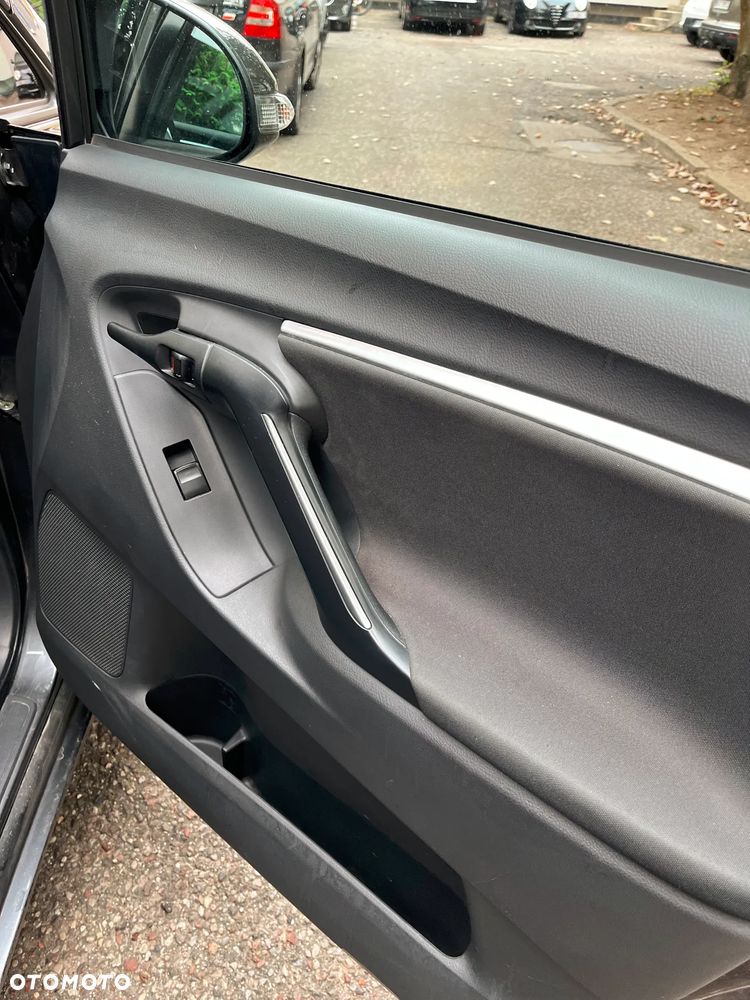 Toyota Verso 1.6 D-4D 5-Sitzer Start/Stop Skyview Edition - 16