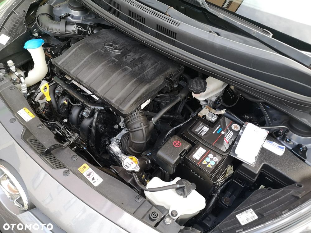 Hyundai i10 1.2 Fifa World Cup Edition - 23