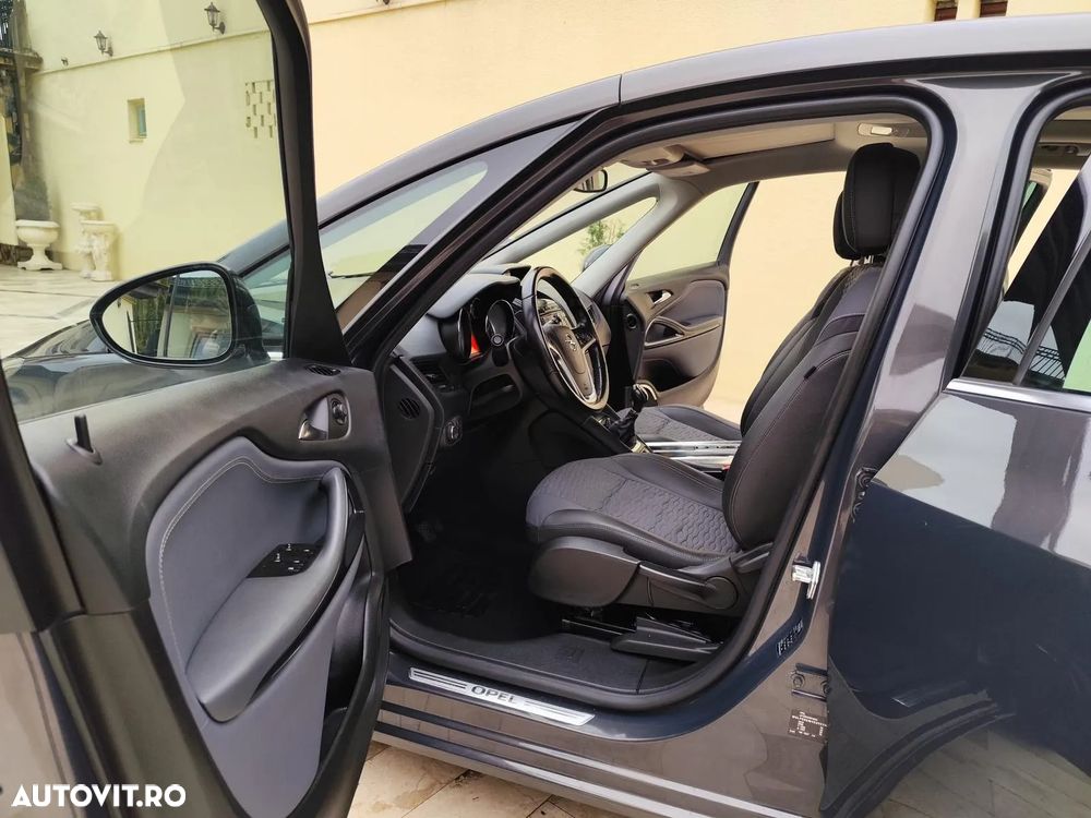 Opel Zafira - 5