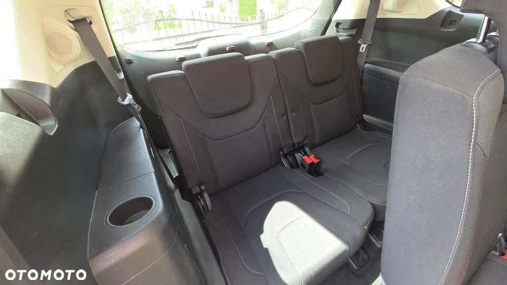 Ford S-Max 2.0 TDCi Titanium - 12