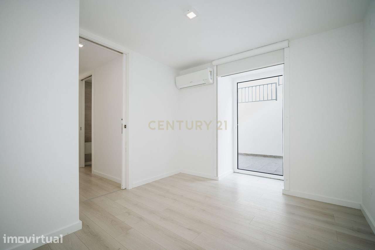 Apartamento T1 - Centro do Estoril - Grande imagem: 5/23