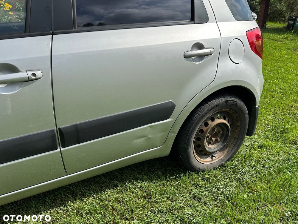 Suzuki SX4 - 6