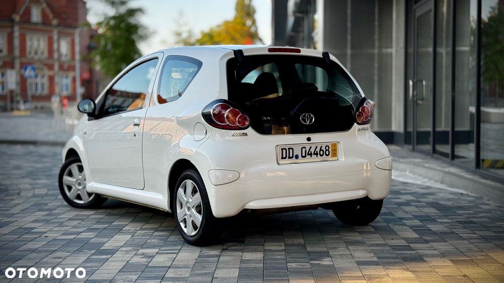 Toyota Aygo City - 6