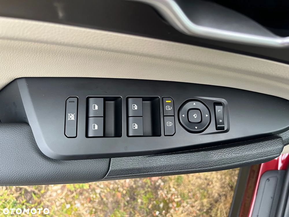 Kia Sportage 1.6 T-GDI HEV Business Line 2WD - 36