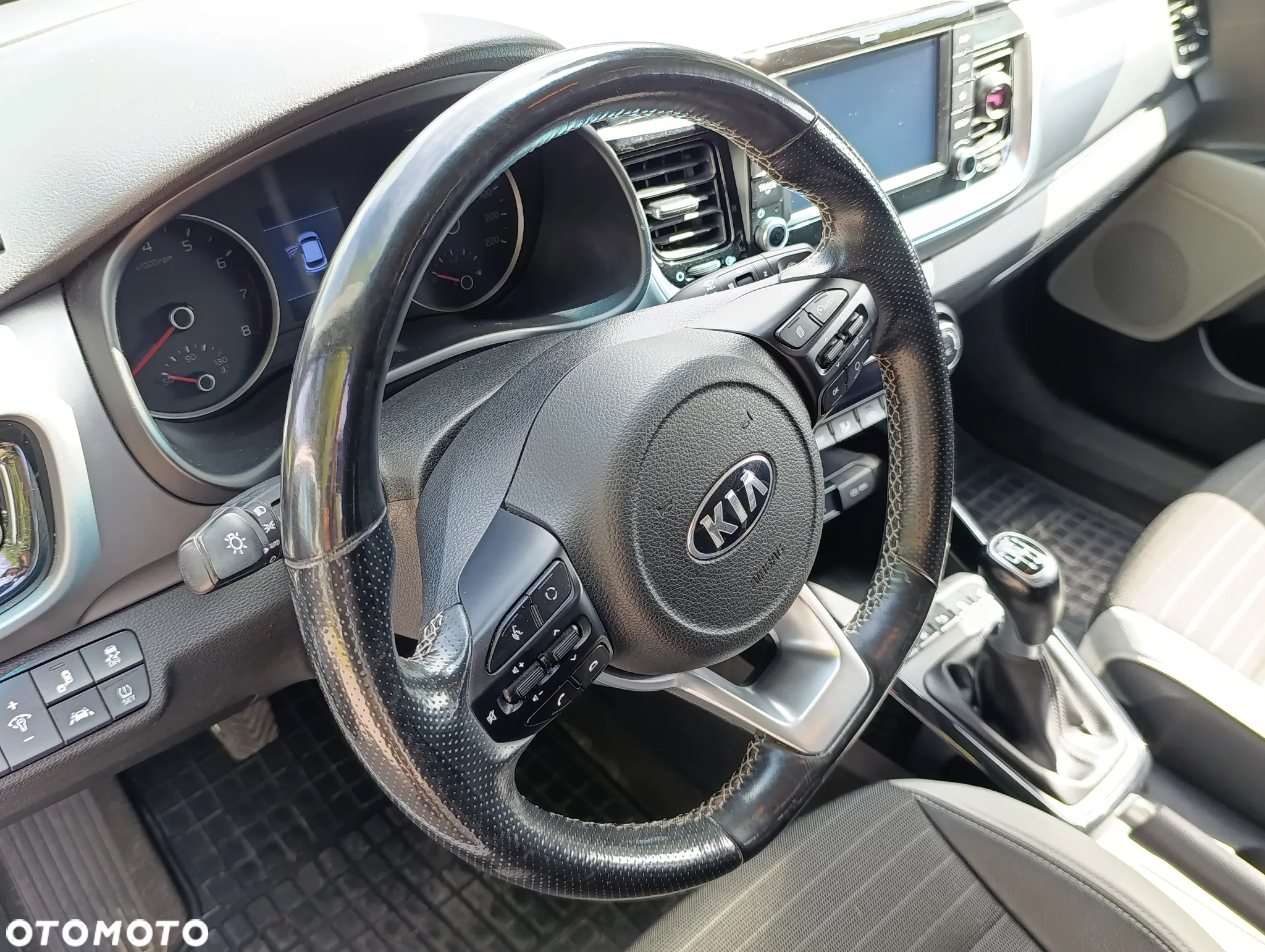 Kia Stonic 1.0 T-GDI XL - 10