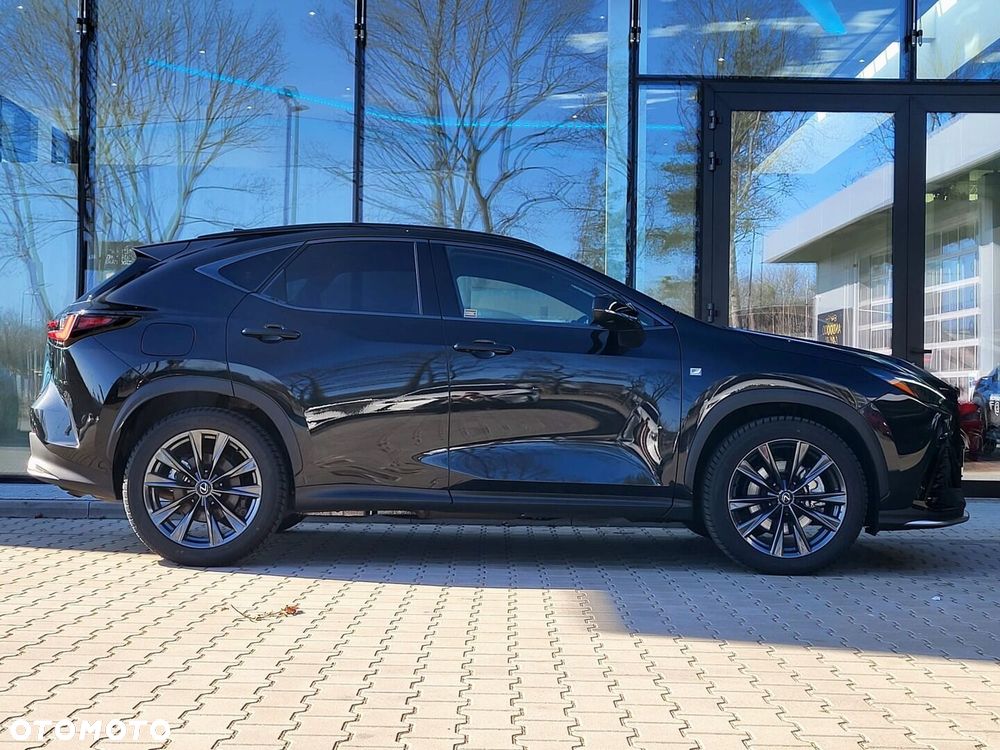 Lexus NX - 4