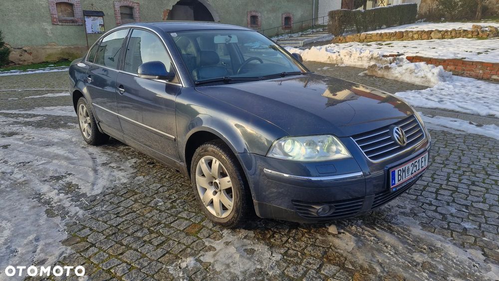 Volkswagen Passat 1.9 TDI Exclusive - 1