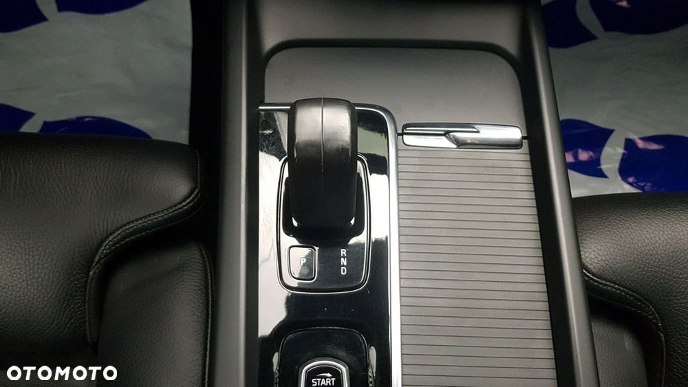 Volvo XC 60 - 24