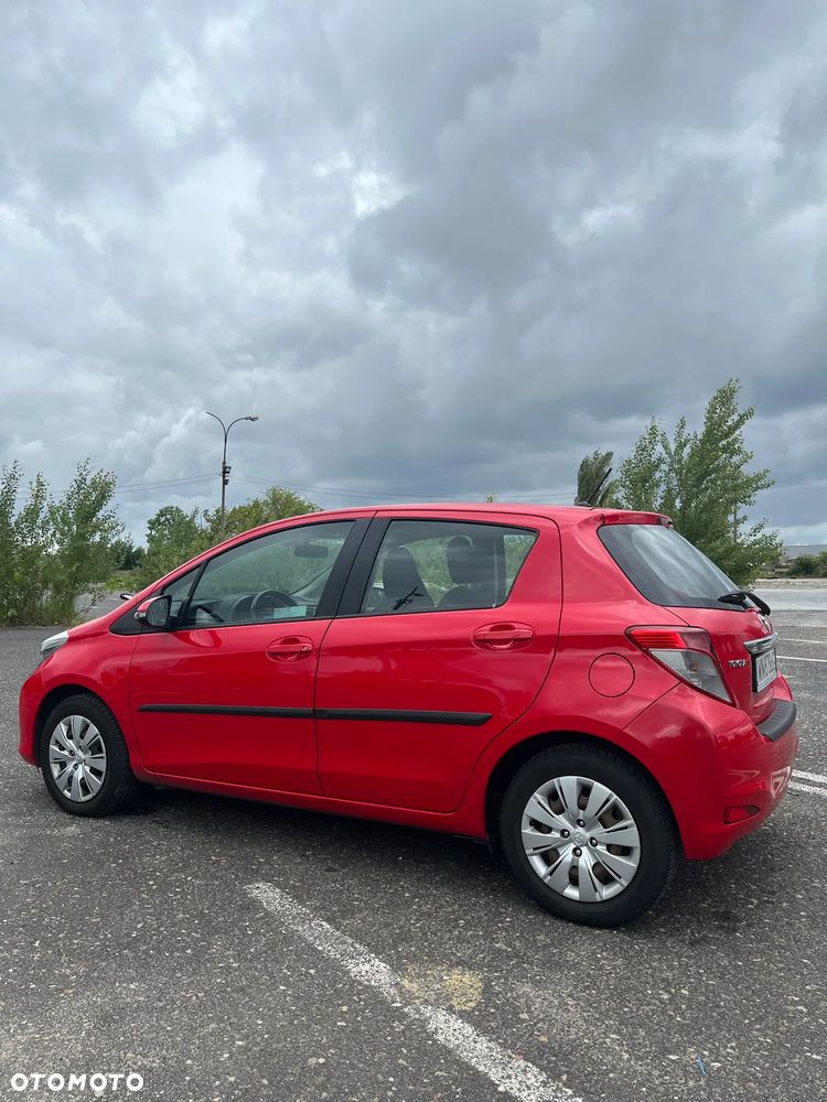 Toyota Yaris 1.33 Premium - 23