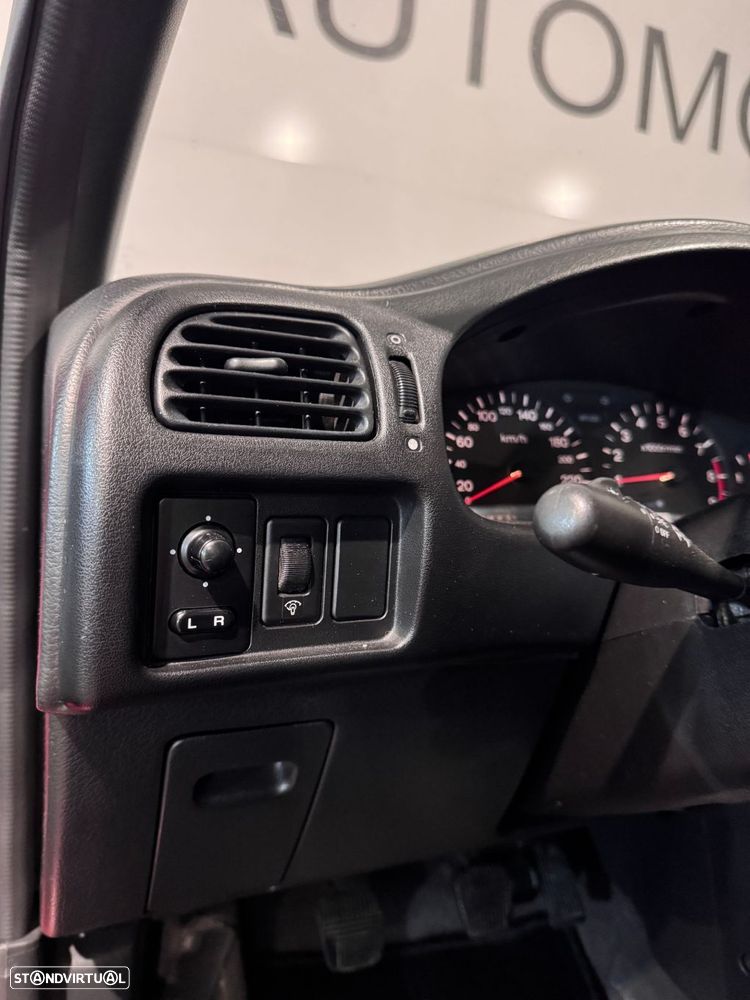 Nissan Sunny Hatchback 2.0-16 Tbo 4WD - 46