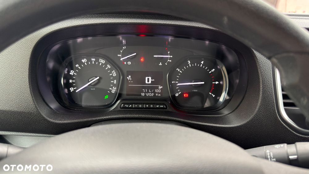 Opel Vivaro - 6