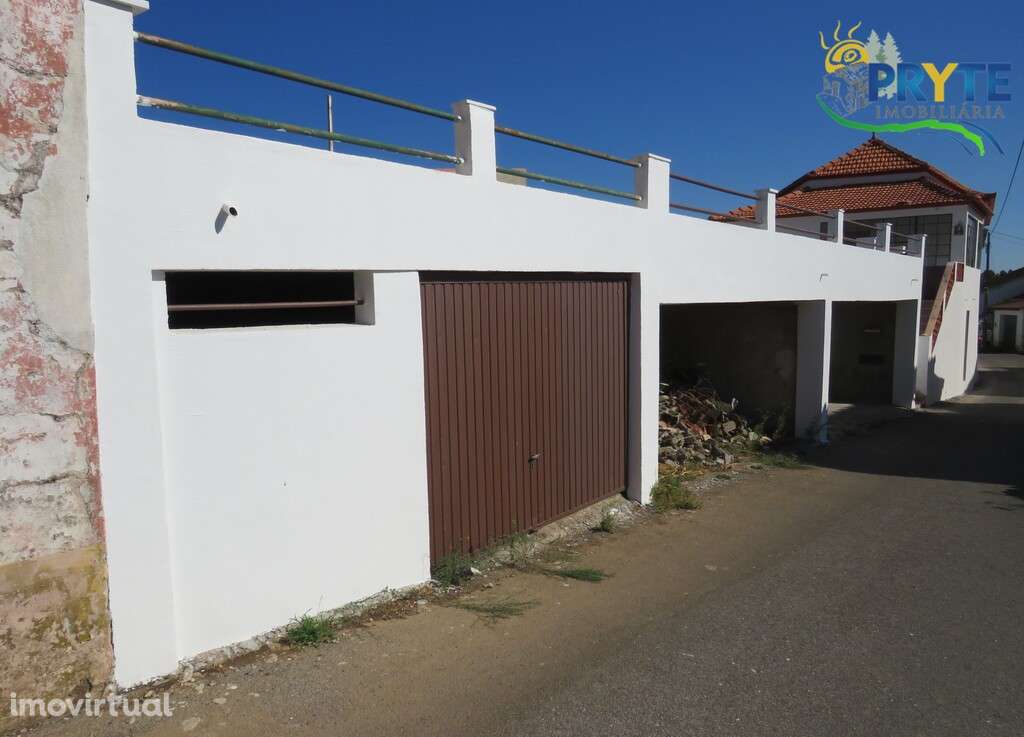 Excelente moradia na localidade da Quintã, perto do Rio - Grande imagem: 2/38