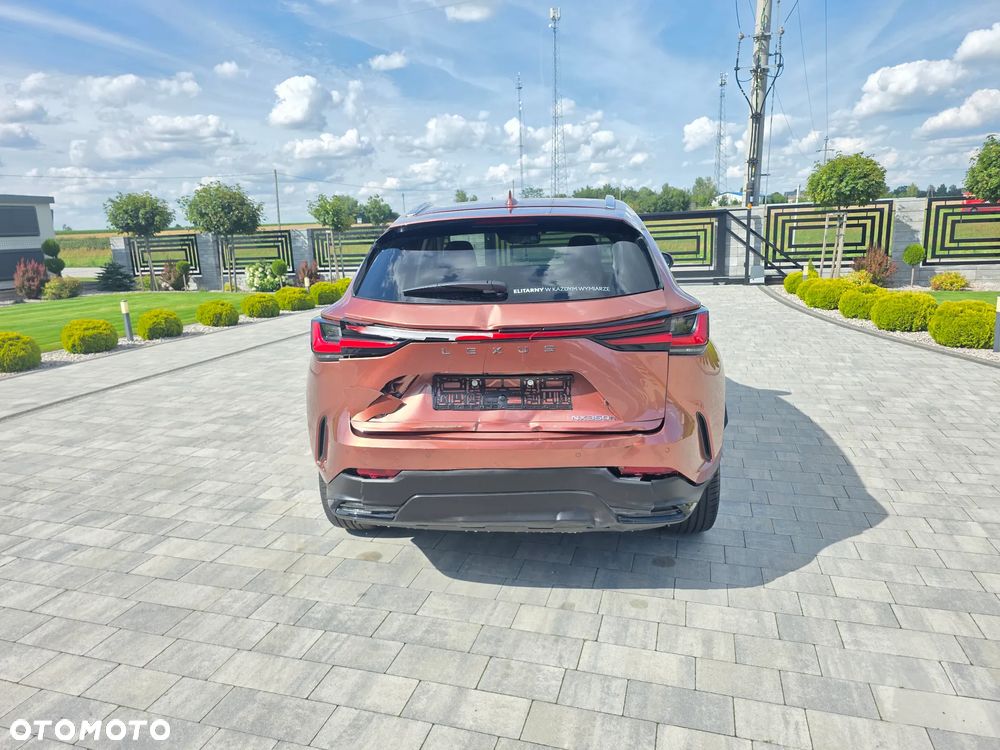 Lexus NX 350h Omotenashi AWD - 10
