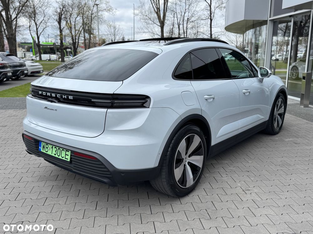 Porsche Macan - 9