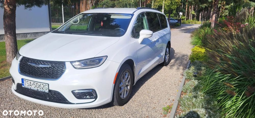 Chrysler Pacifica - 3