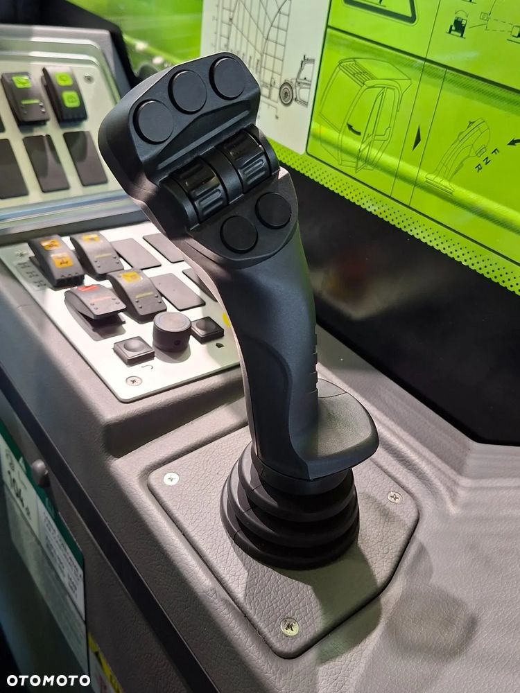 Zoomlion ZTH2506 - 8