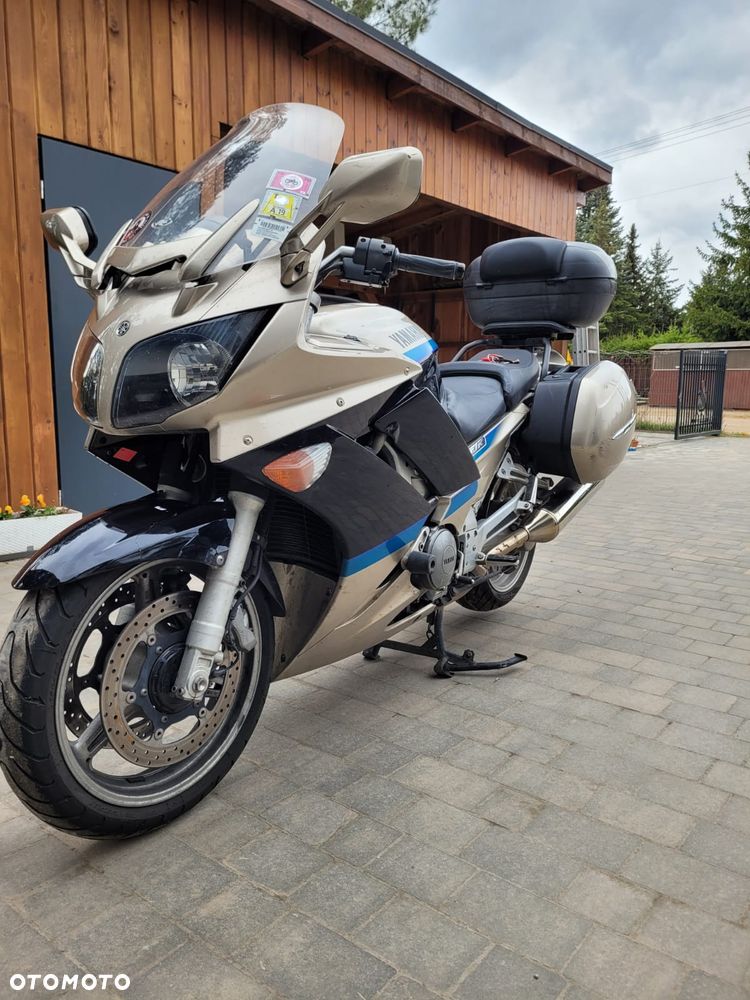 Yamaha FJR - 4