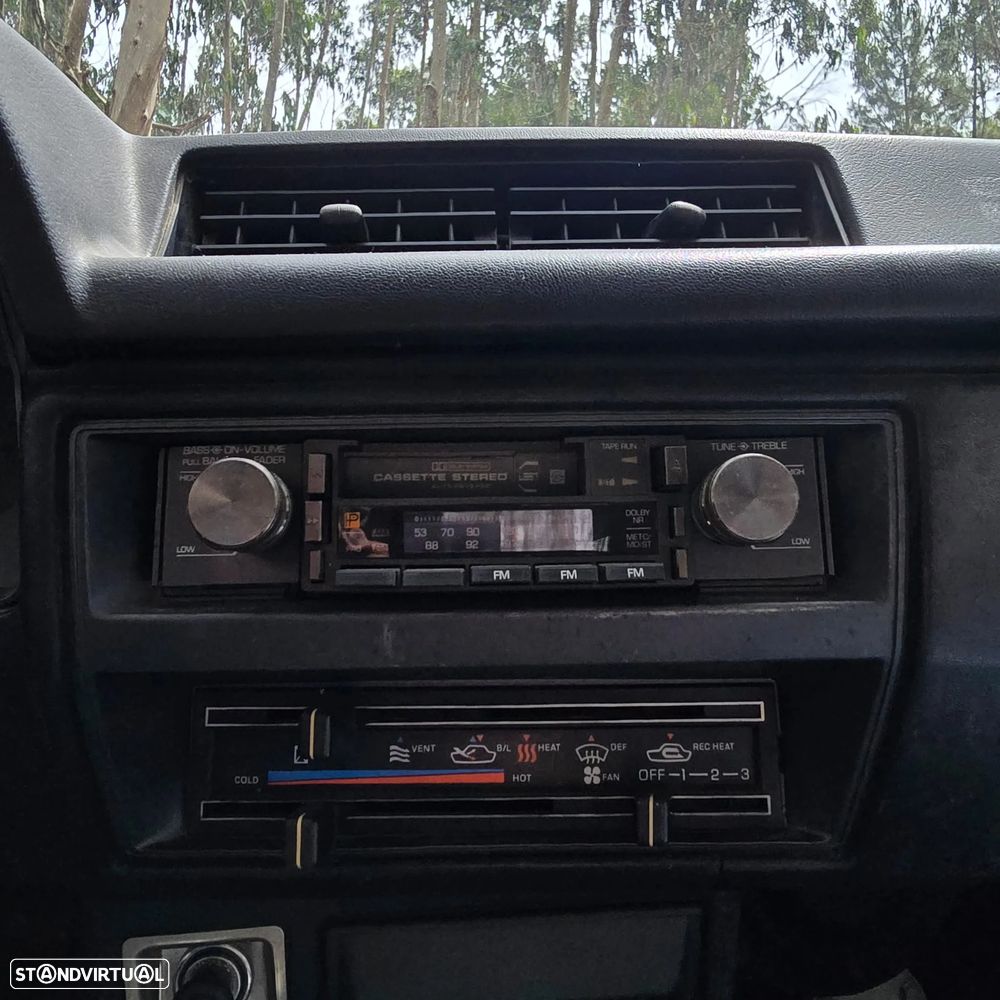 Datsun 1200 - 16