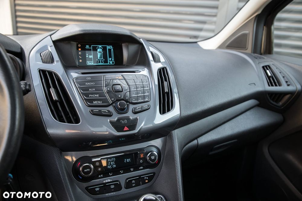 Ford Tourneo Connect 1.0 EcoBoost Start-Stop Titanium - 19