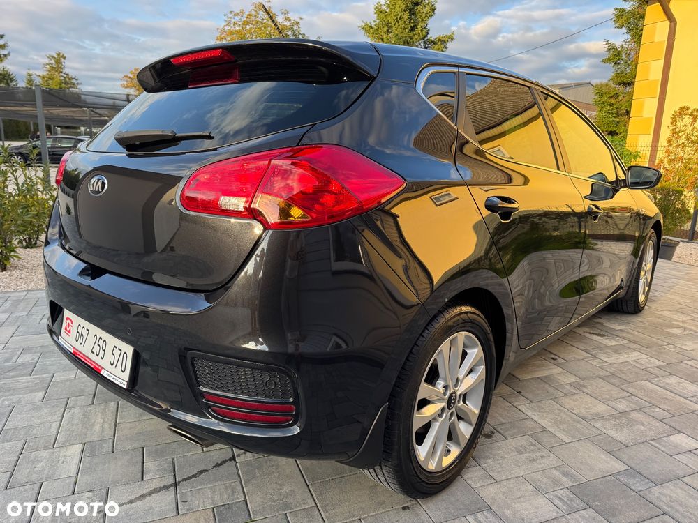 Kia Ceed 1.4 CVVT Dream-Team Edition - 6