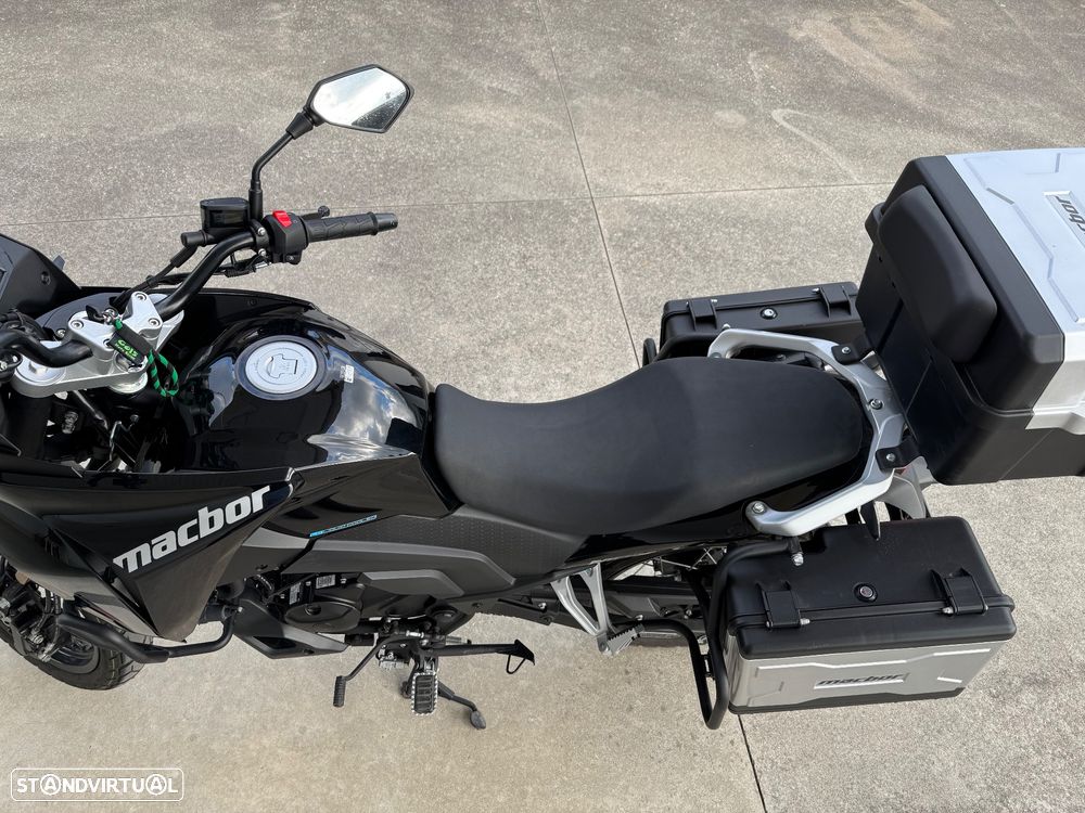 Macbor Montana XR1 125 - 12