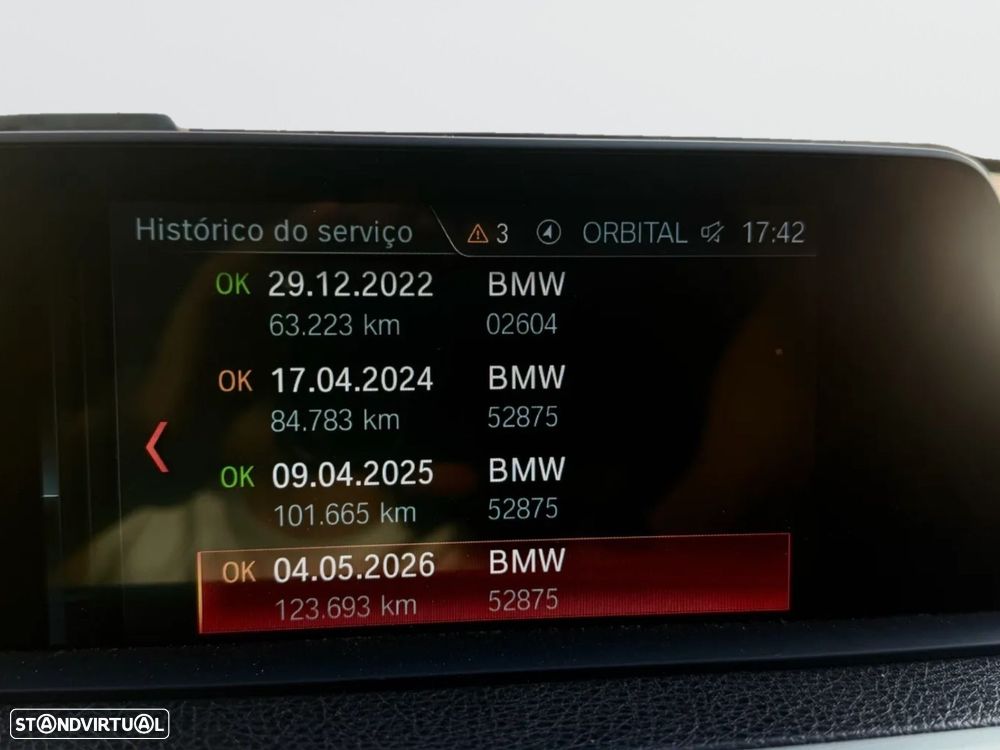 BMW 318 d Line Sport Auto - 11