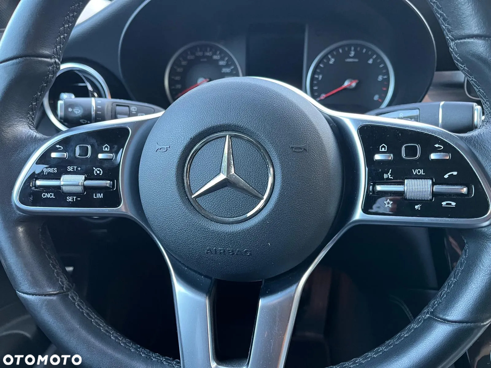 Mercedes-Benz GLC 200 d 4-Matic - 17
