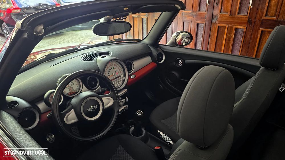 MINI Cabrio Cooper - 14