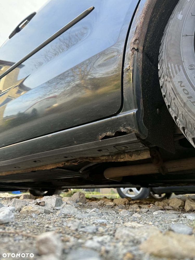 Mazda 5 2.0 Active - 13