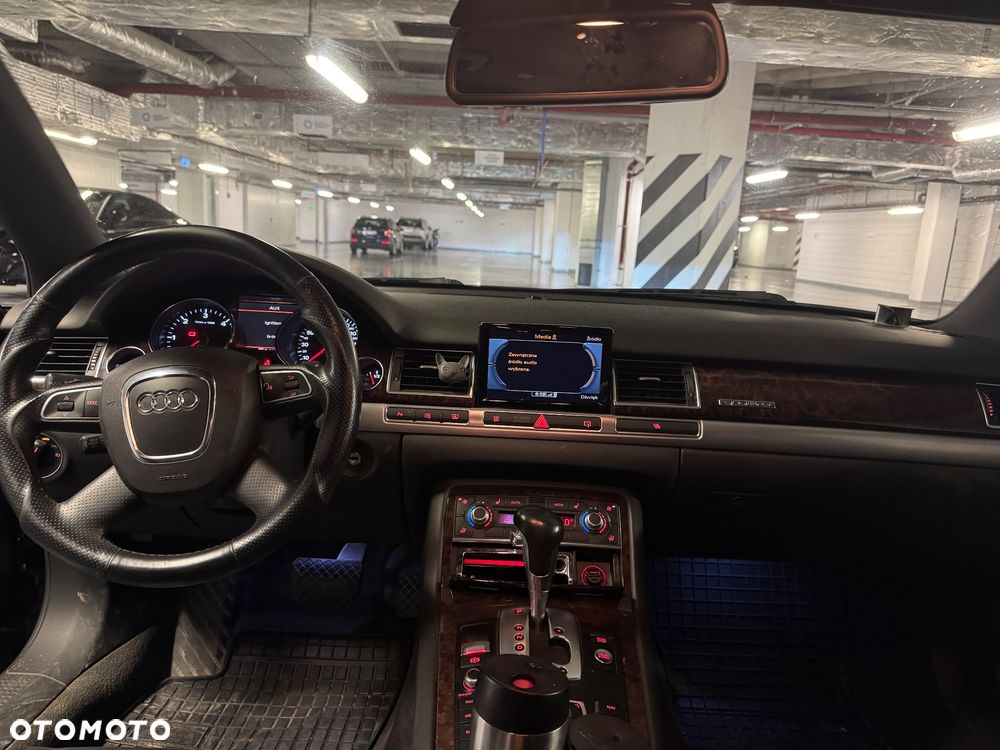 Audi A8 4.2 TDI Quattro - 14