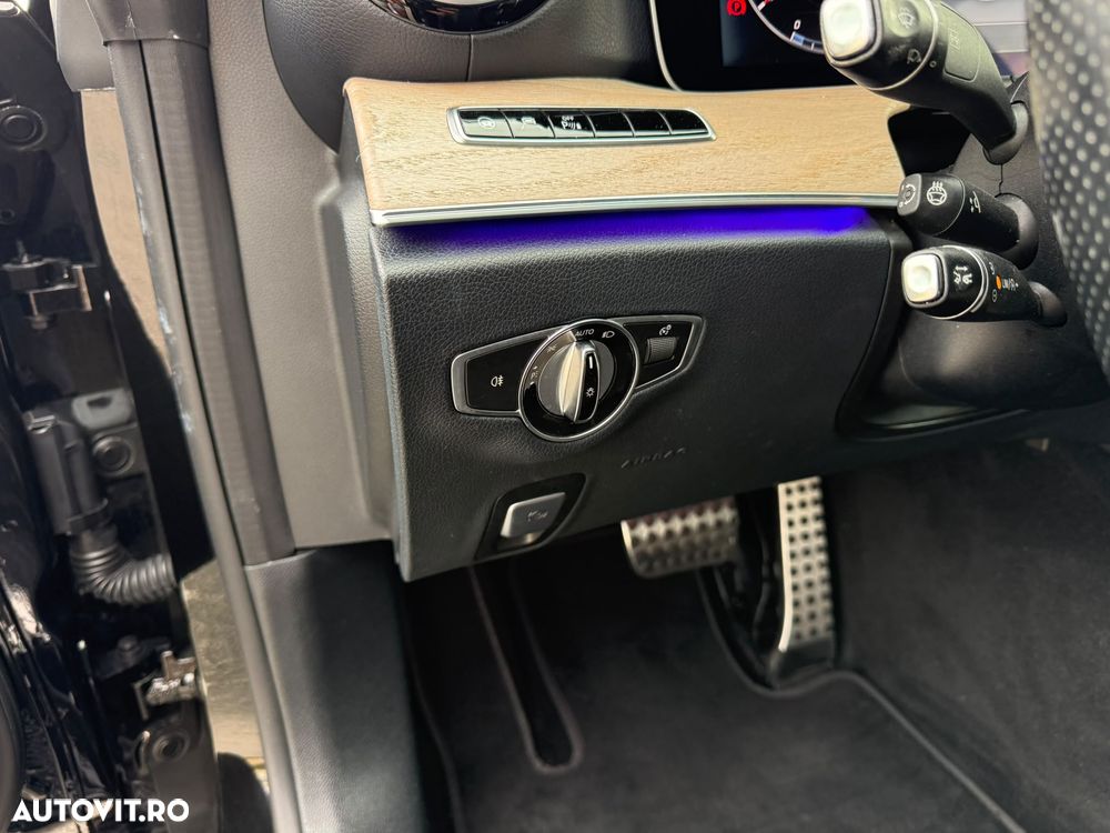 Mercedes-Benz E 300 - 18