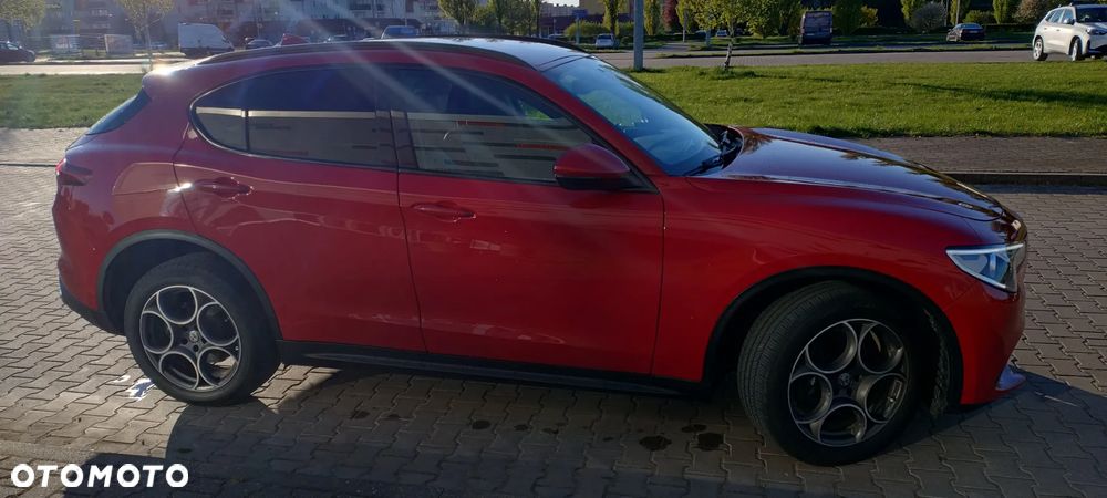 Alfa Romeo Stelvio 2.0 Turbo 16V AT8-Q4 Super - 5