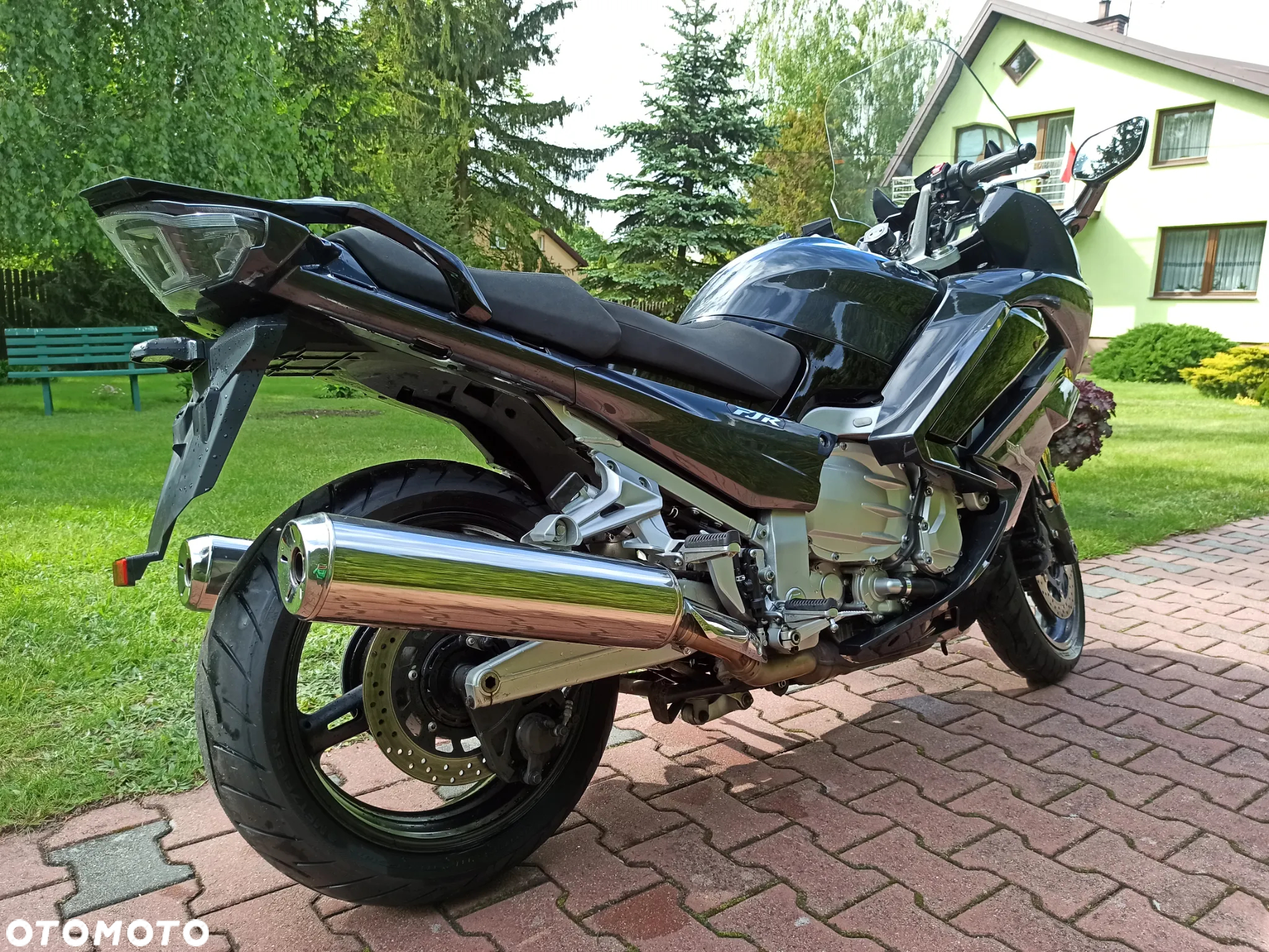 Yamaha FJR - 4