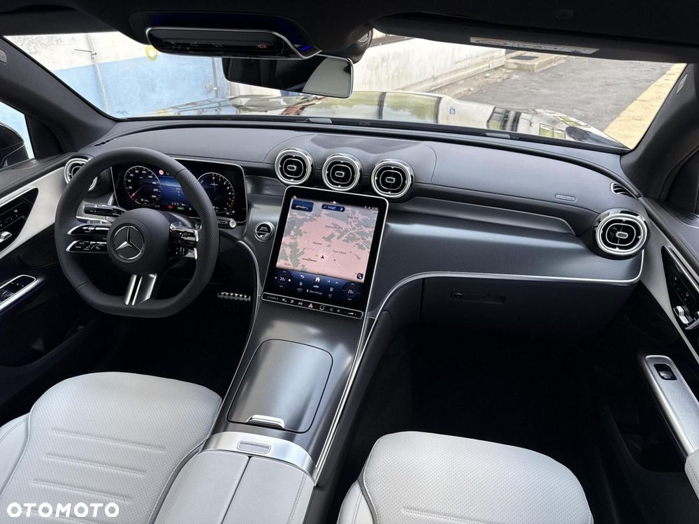 Mercedes-Benz GLC - 19