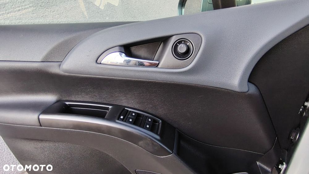 Opel Meriva 1.4 Automatik Innovation - 11