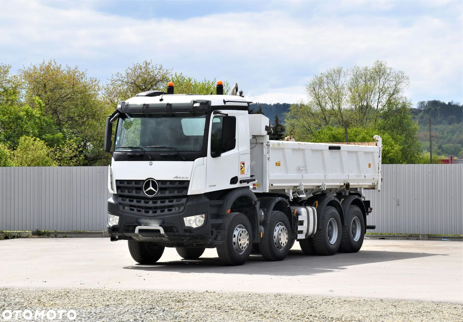 Mercedes-Benz AROCS 3243 Wywrotka 6,00 + BORDMATIC /8x4 - 2