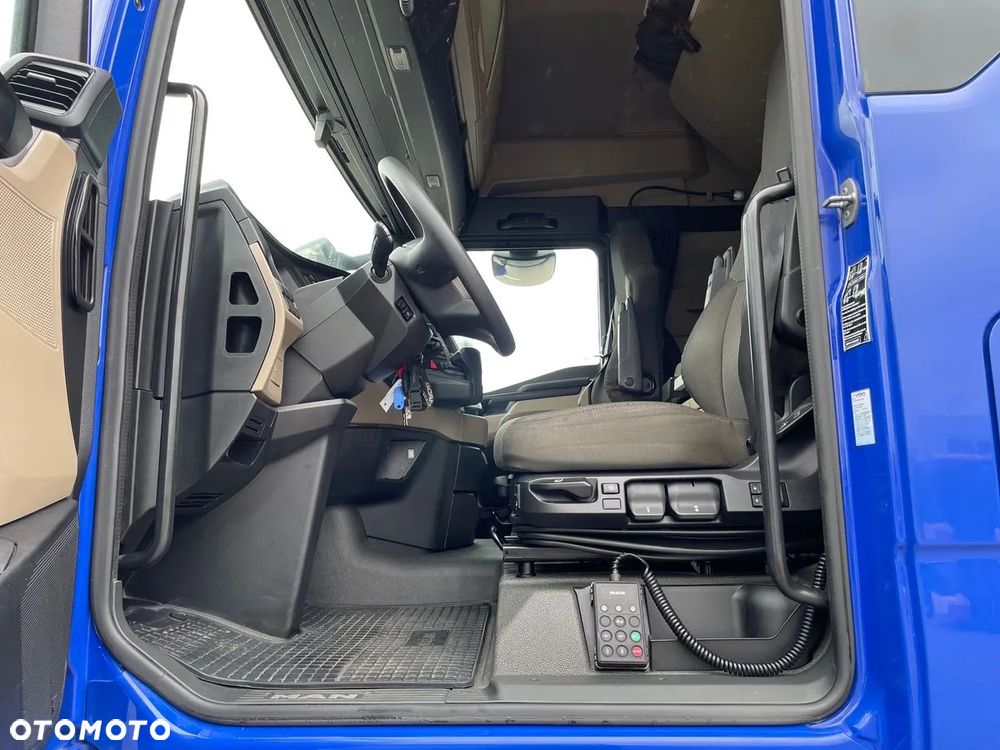 MAN TGX 18.470 4x2 BL SA - 13