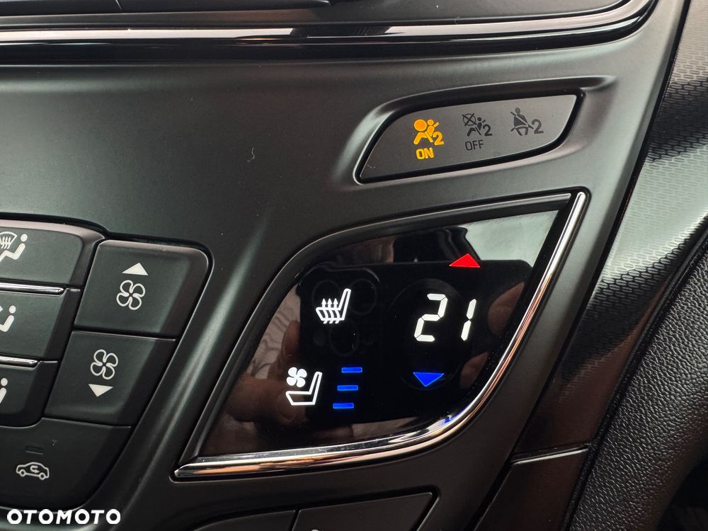 Opel Insignia 2.0 CDTI Executive S&S - 30
