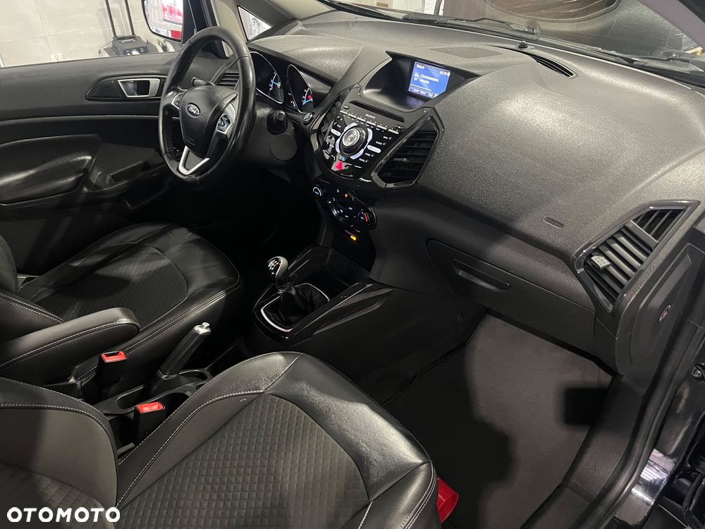 Ford EcoSport 1.0 EcoBoost ST-LINE - 26