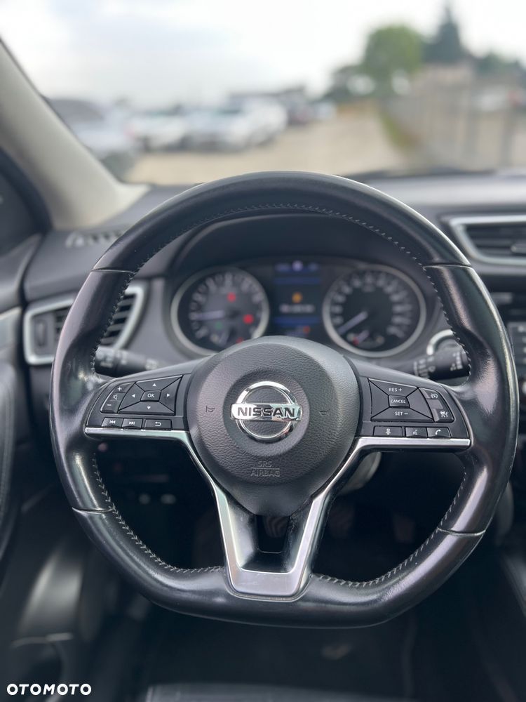 Nissan Qashqai - 12