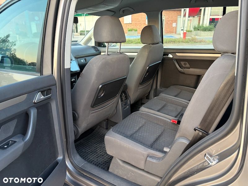 Volkswagen Touran 1.9 TDI Trendline - 9