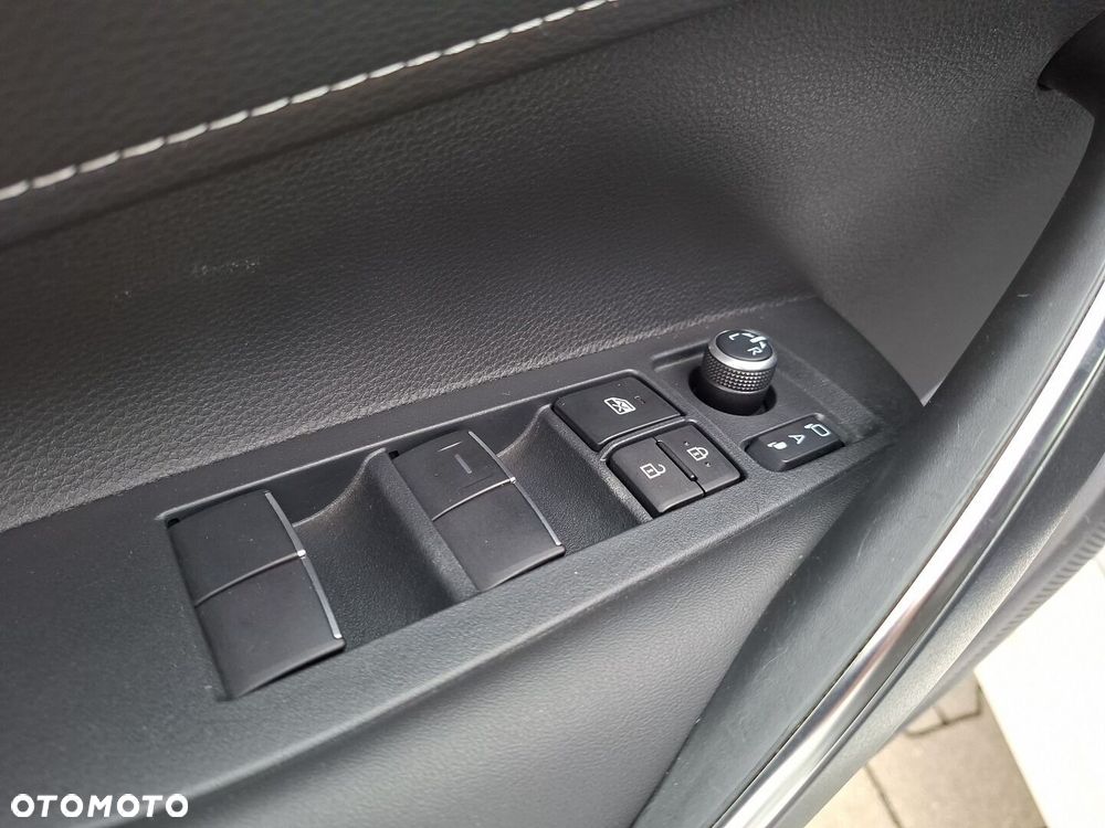 Toyota Corolla 1.8 Hybrid Style - 20