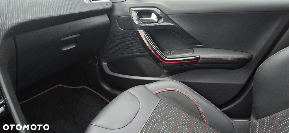 Peugeot 2008 PureTech 110 Stop&Start GT-Line Edition - 9