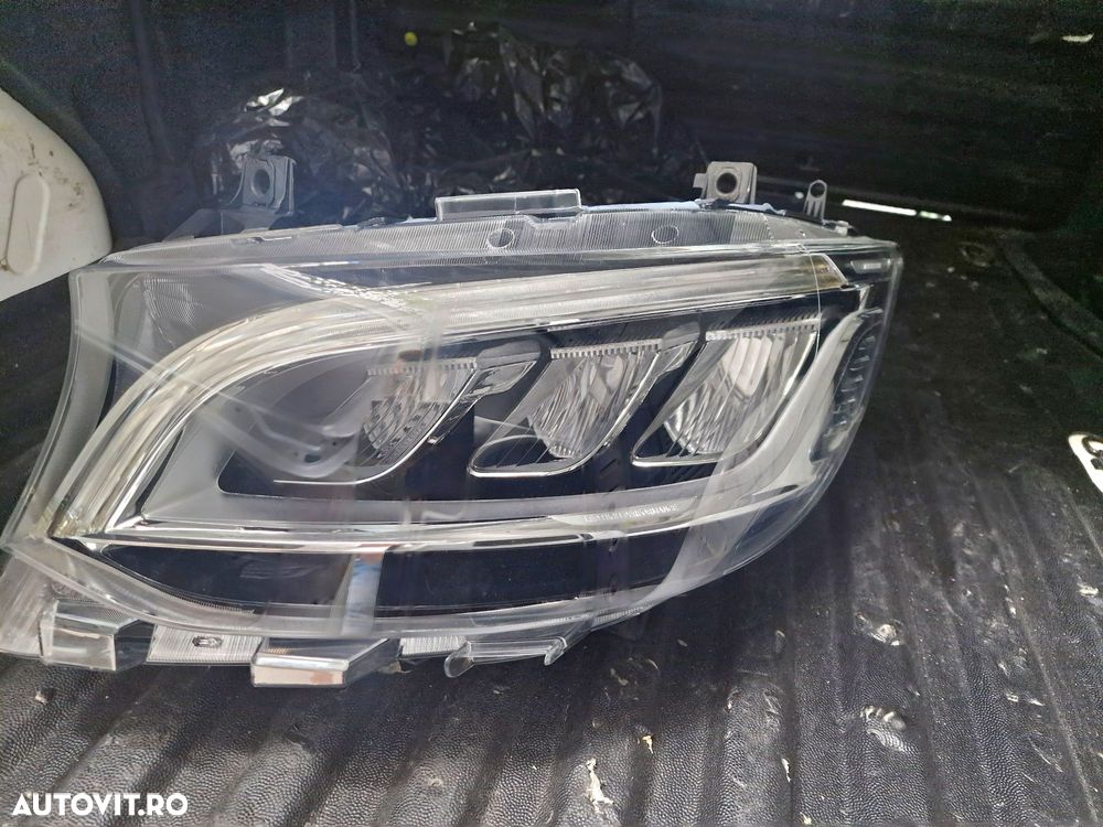 Far Mercedes Sprinter full led high performance w907 stanga ca nou - 1