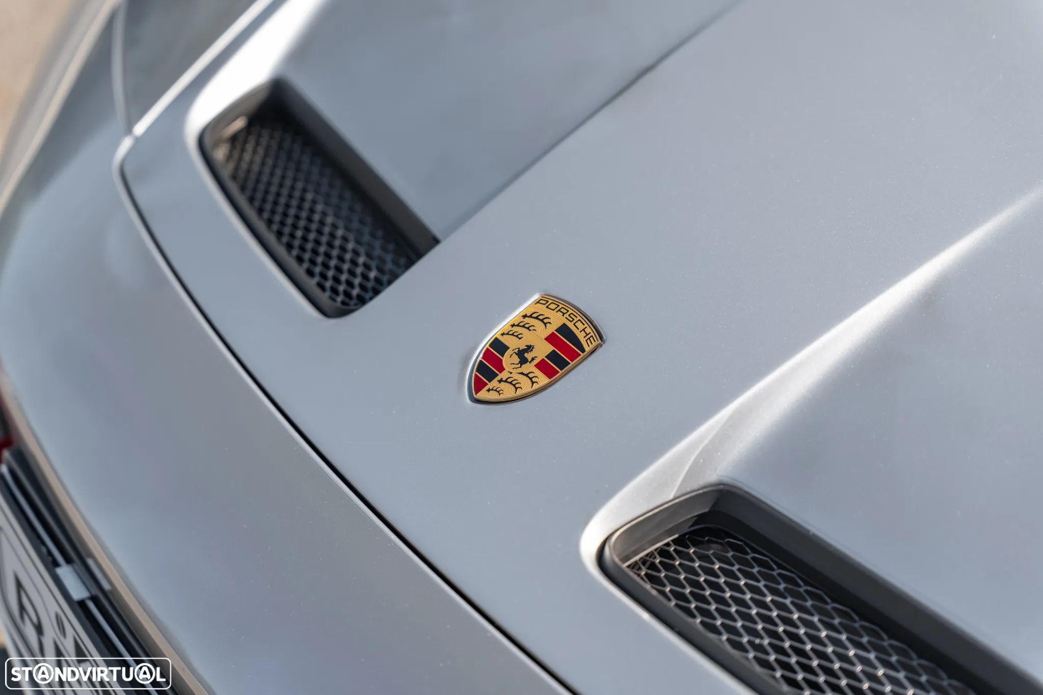 Porsche 911 (992) Dakar - 8