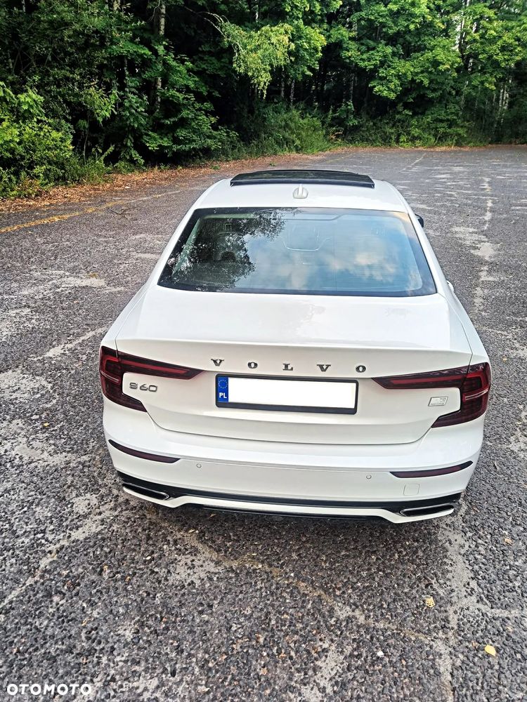 Volvo S60 T8 Recharge AWD Plus Dark - 5