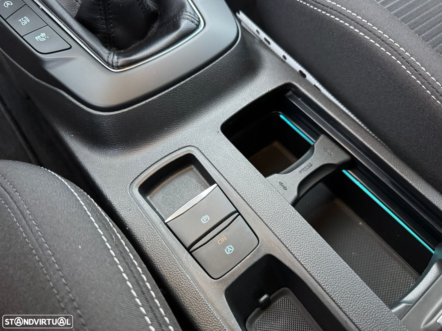Ford Focus 1.5 TDCi EcoBlue Titanium - 16